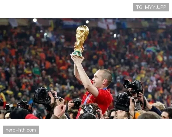 重温辉煌岁月:法国98世界杯冠军阵容与传奇球员的荣耀故事 重温辉煌岁月:法国98世界杯冠军阵容与传奇球员的荣耀故事