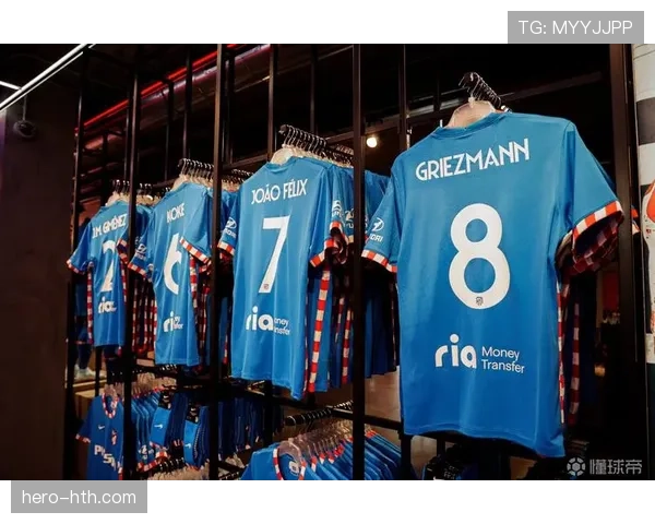 豪门球衣重磅发布：新赛季战袍闪耀登场，点燃激情续写荣耀新篇章