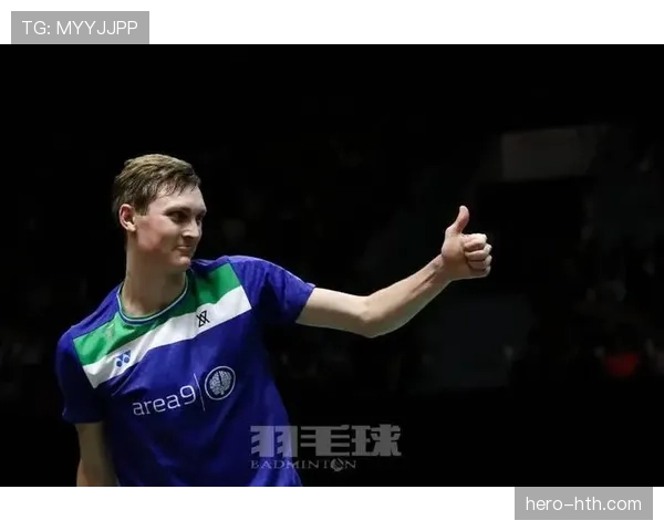 安赛龙训练完顺手晒了块新表，这自律和消费力真就一点不冲突？