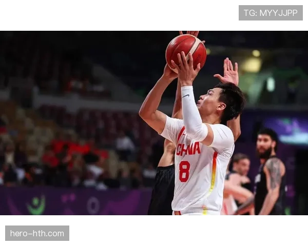 赵睿赛场像猛兽，场下掏卡买表那气场，普通人压力直接爆表